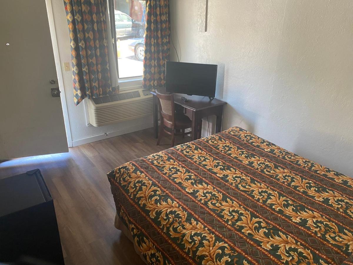 Johnston'S Motel Гарбервилл Экстерьер фото